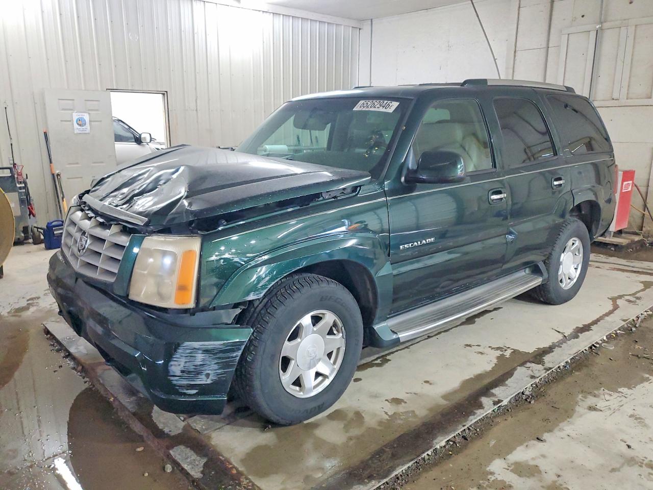 2002 CADILLAC ESCALADE LUXURY | 1GYEK63N32R111628 | UPCARS