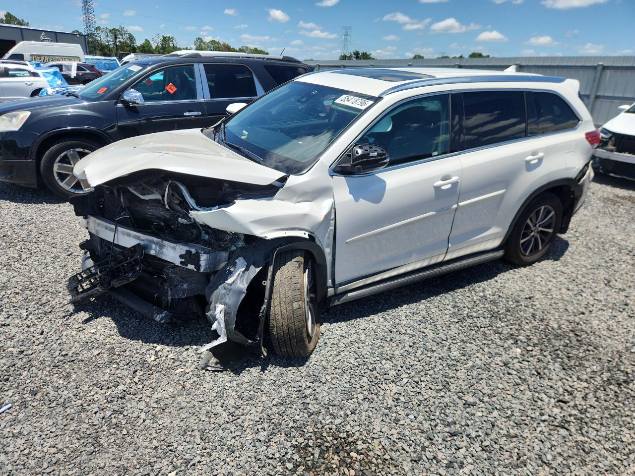 2017 TOYOTA HIGHLANDER XLE | 5TDKZRFH5HS202745 | UPCARS