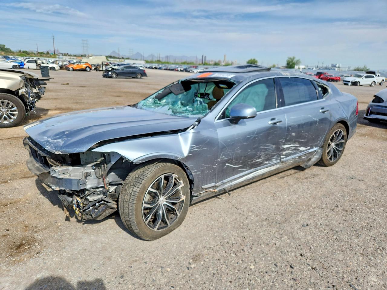2018 VOLVO S90 T6 INSCRIPTION | LVY992ML6JP018677 | UPCARS