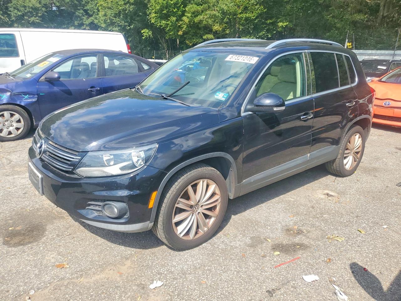 2012 VOLKSWAGEN TIGUAN S | WVGBV7AXXCW507502 | UPCARS