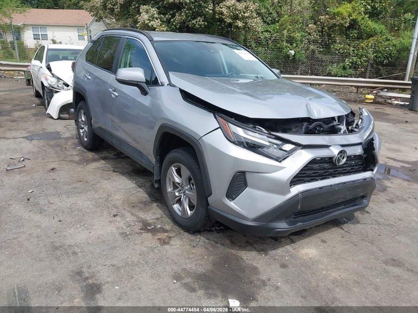 2024 TOYOTA RAV4 XLE | 2T3W1RFV5RC282354 | UPCARS