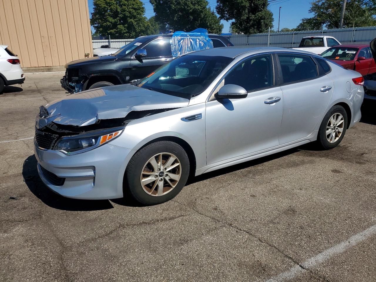 2016 KIA OPTIMA LX | 5XXGT4L39GG023823 | UPCARS