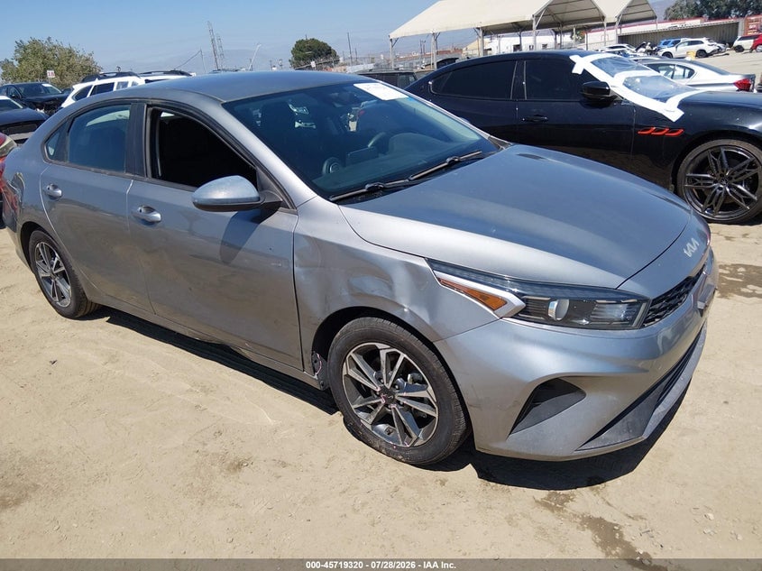 2022 KIA FORTE LXS | 3KPF24AD7NE457335 | UPCARS