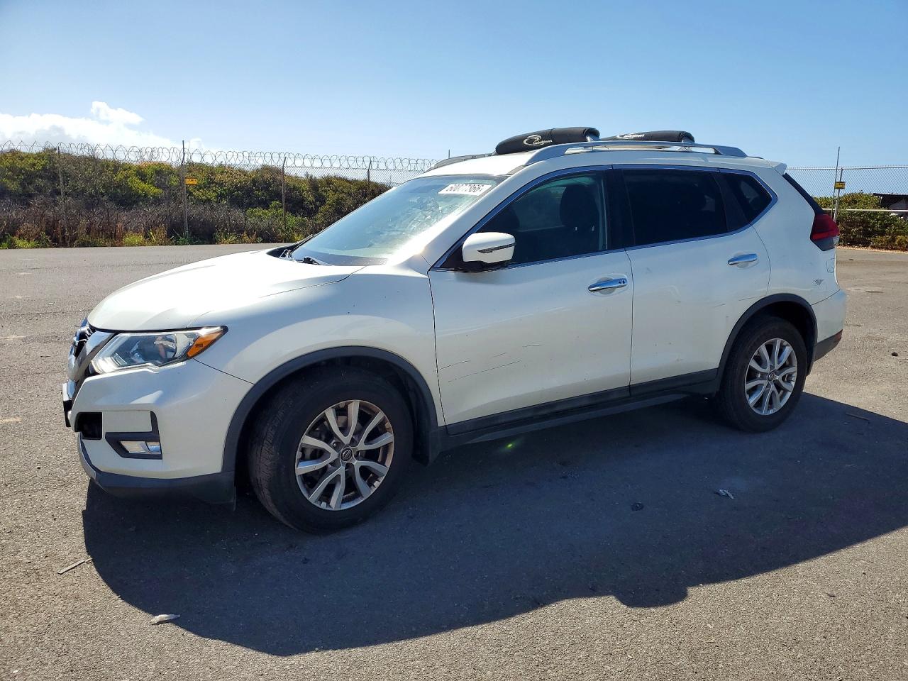 2017 NISSAN ROGUE SV | 5N1AT2MTXHC787394 | UPCARS