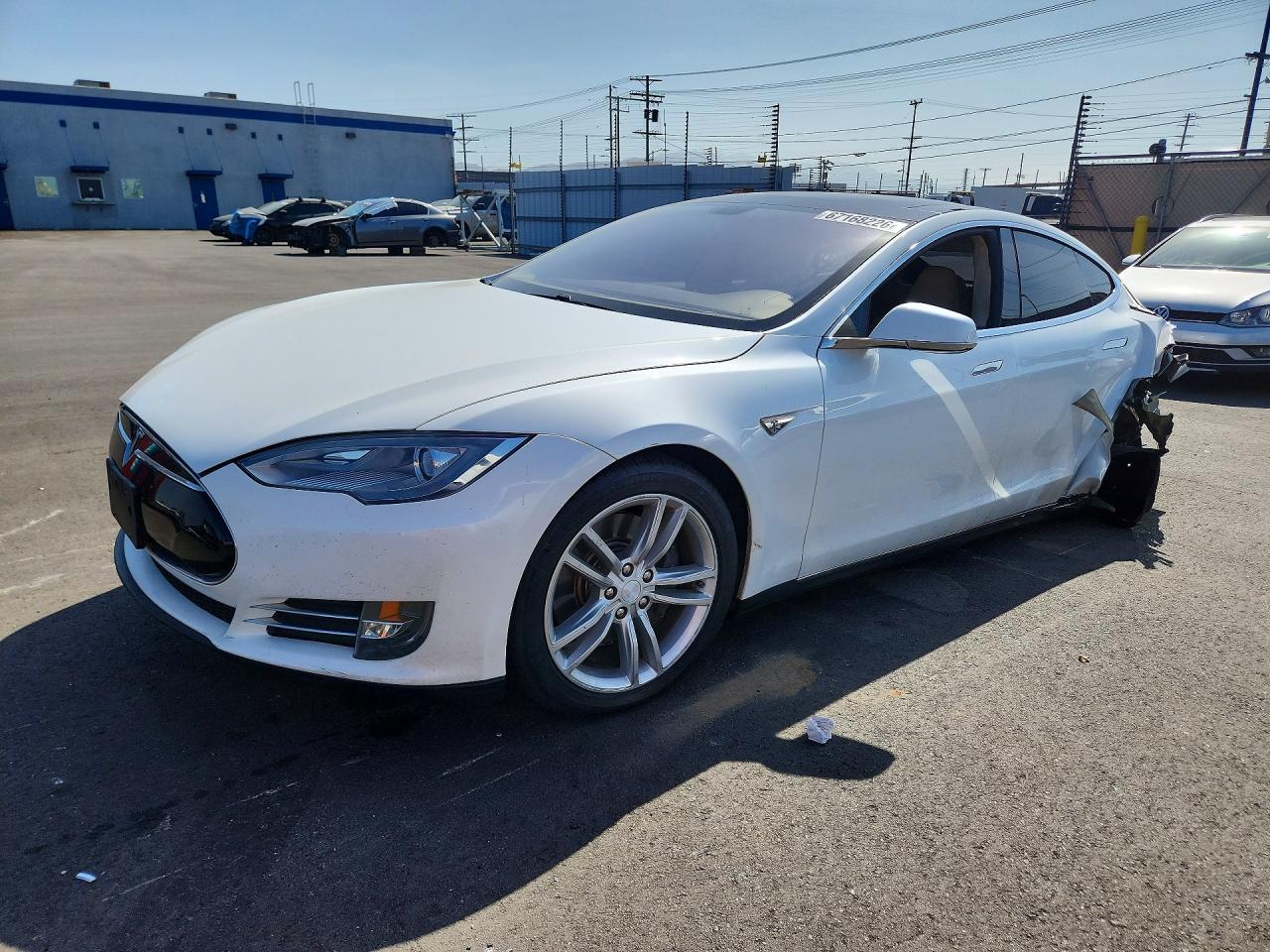 2013 TESLA MODEL S | 5YJSA1DP2DFP16408 | UPCARS