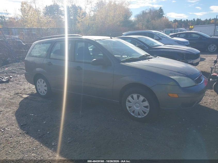 2005 FORD FOCUS ZXW | 1FAHP36N15W138725 | UPCARS