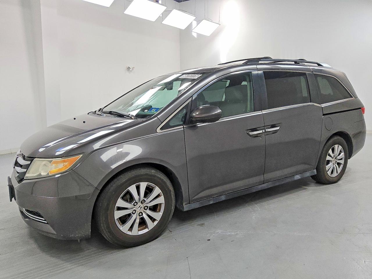 2016 HONDA ODYSSEY EXL | 5FNRL5H63GB035289 | UPCARS