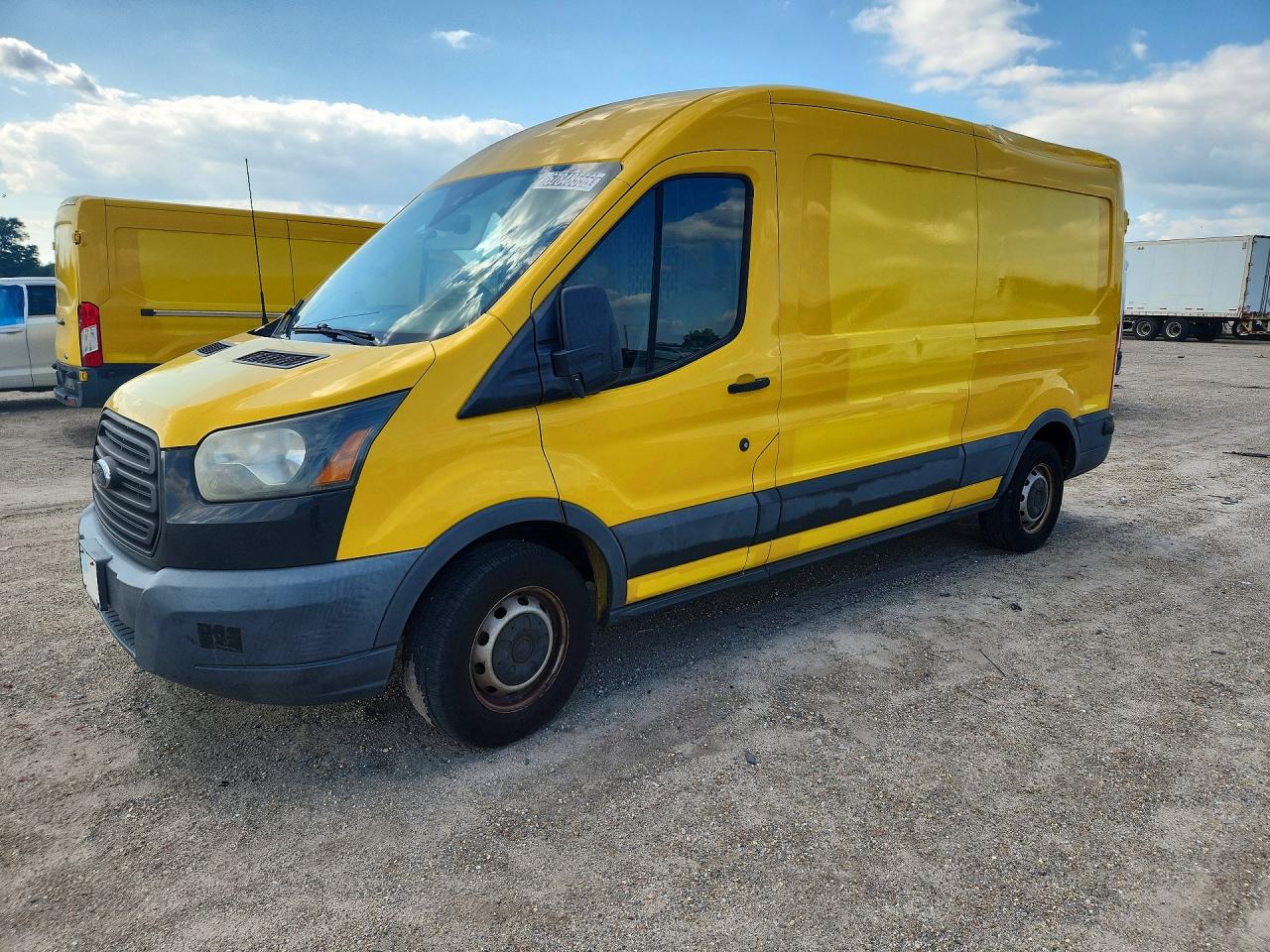 2017 FORD TRANSI T-150 | 1FTYE2CM7HKB10820 | UPCARS