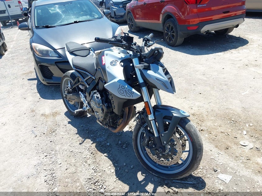 2024 SUZUKI GSX800 R | JS1EM11B9R7100032 | UPCARS
