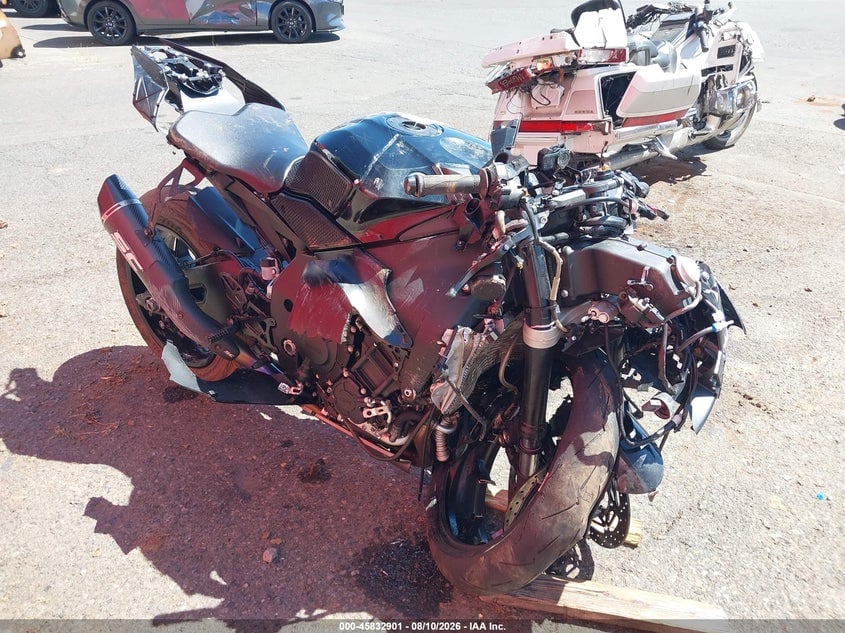 2022 YAMAHA YZFR1 | JYARN66E2NA001985 | UPCARS