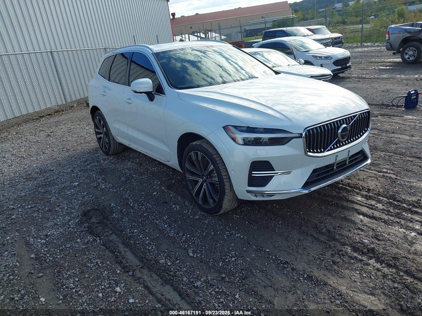 2023 VOLVO XC60 B6 ULTIMATE BRIGHT THEME | YV4062RA7P1392904 | UPCARS