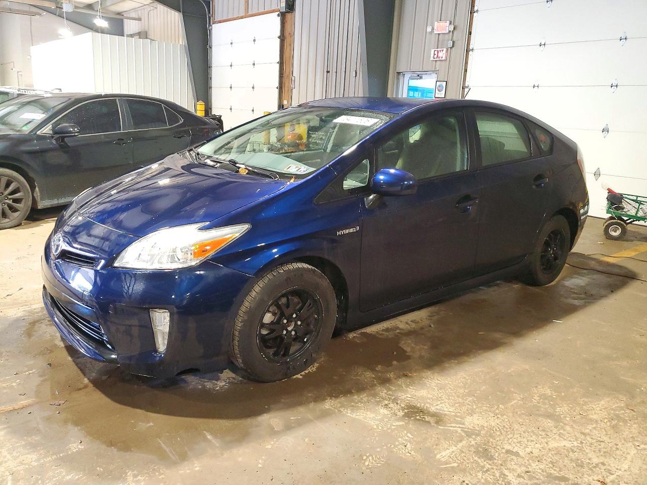 2015 TOYOTA PRIUS TWO | JTDKN3DU7F0406004 | UPCARS