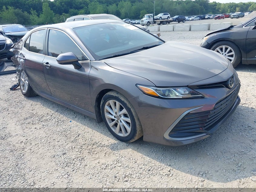 2021 TOYOTA CAMRY LE | 4T1C11AK1MU573354 | UPCARS