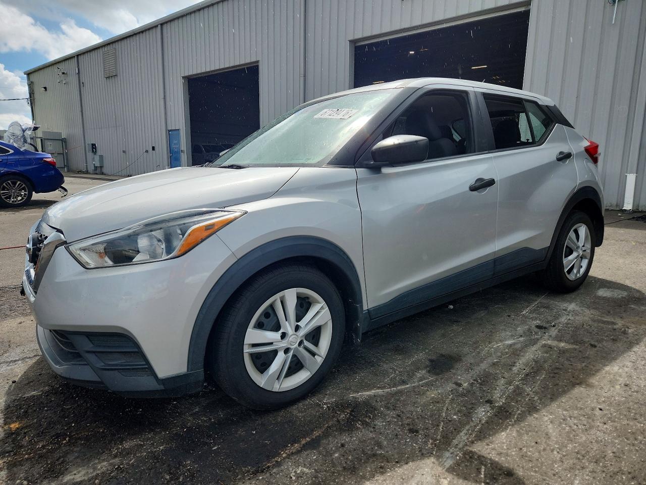 2020 NISSAN KICK S | 3N1CP5BV6LL569816 | UPCARS