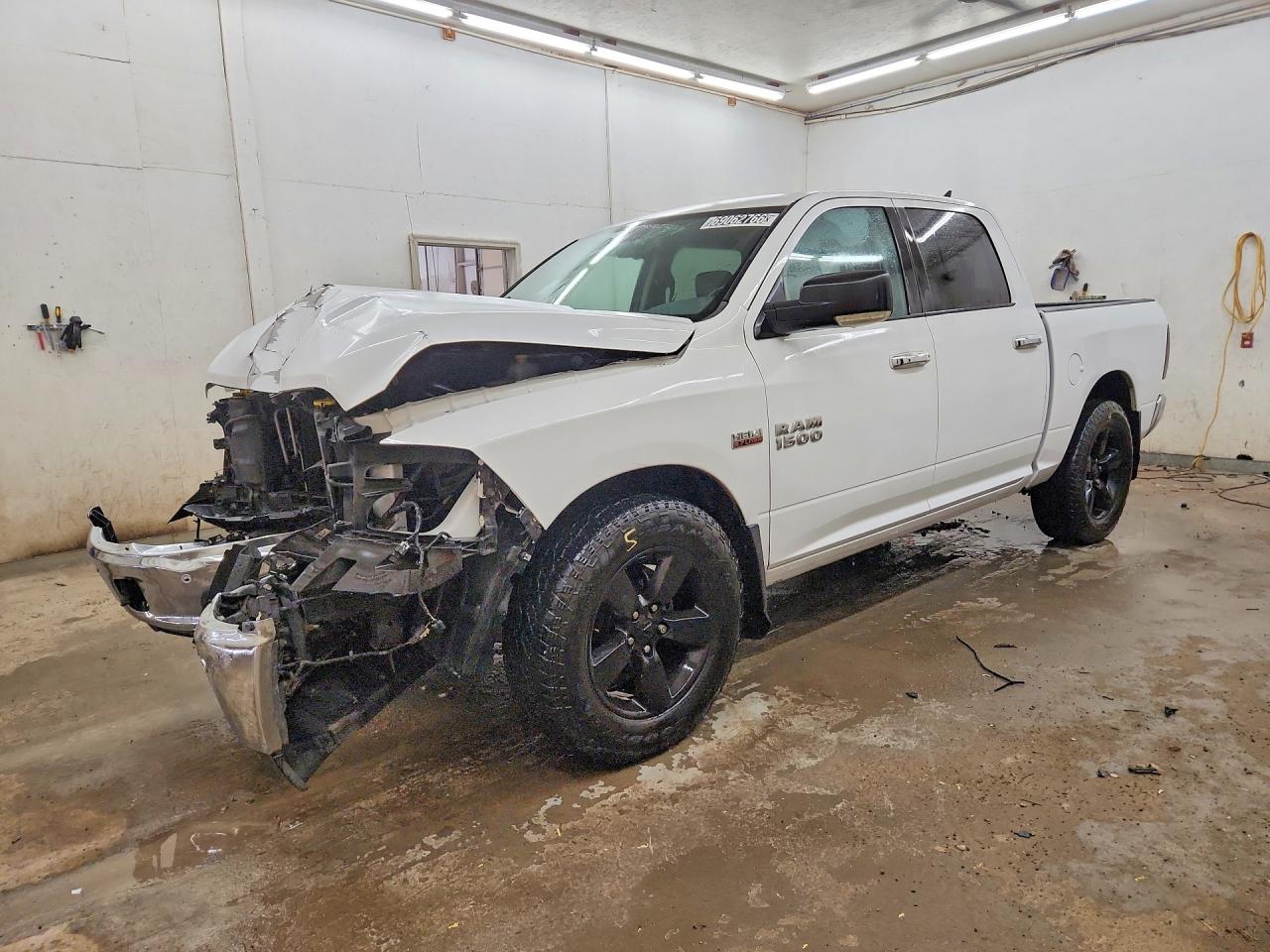 2016 RAM 1500 SLT | 1C6RR6LT7GS101175 | UPCARS
