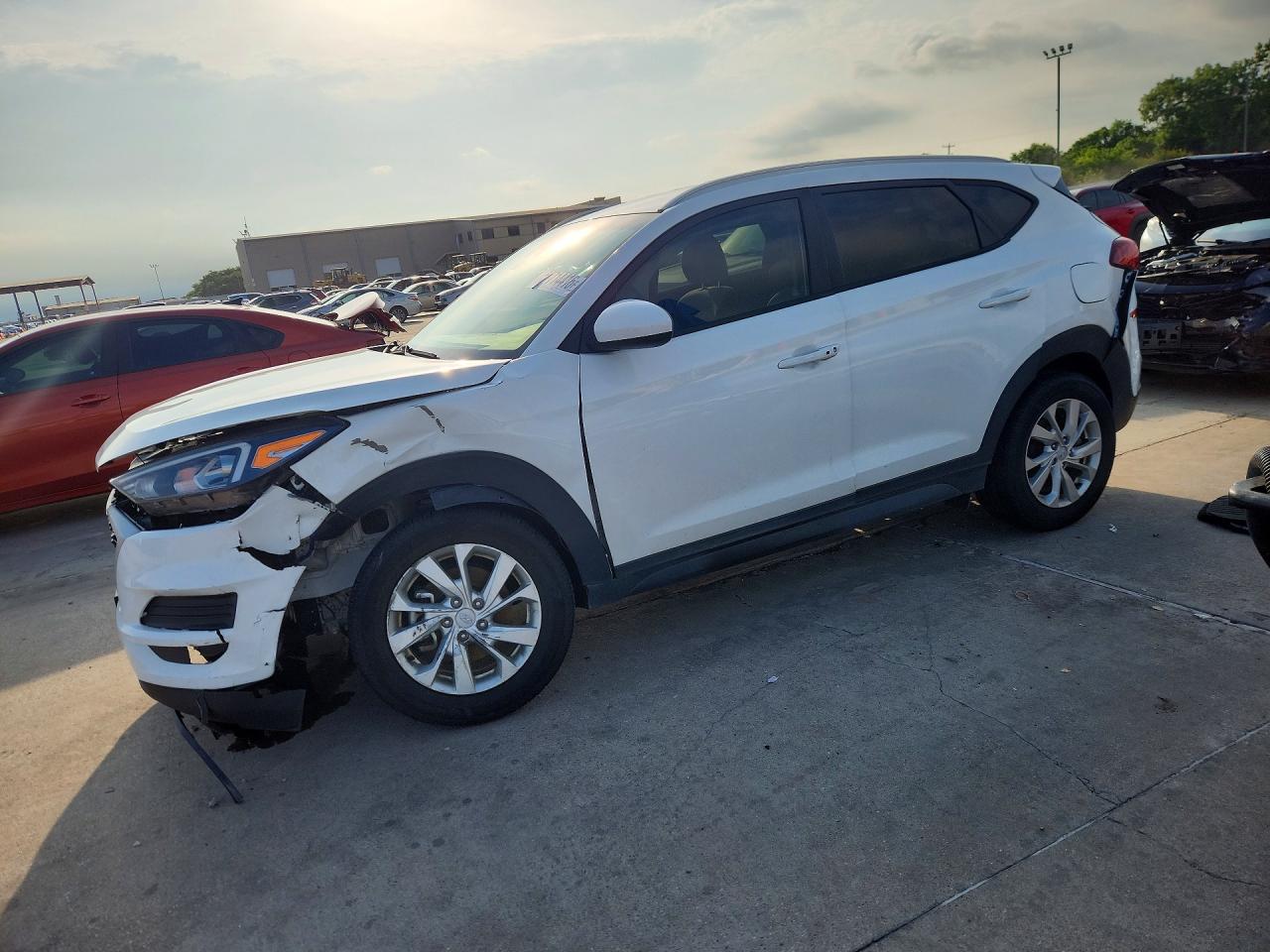 2019 HYUNDAI TUCSON VALUE | KM8J33A40KU910527 | UPCARS