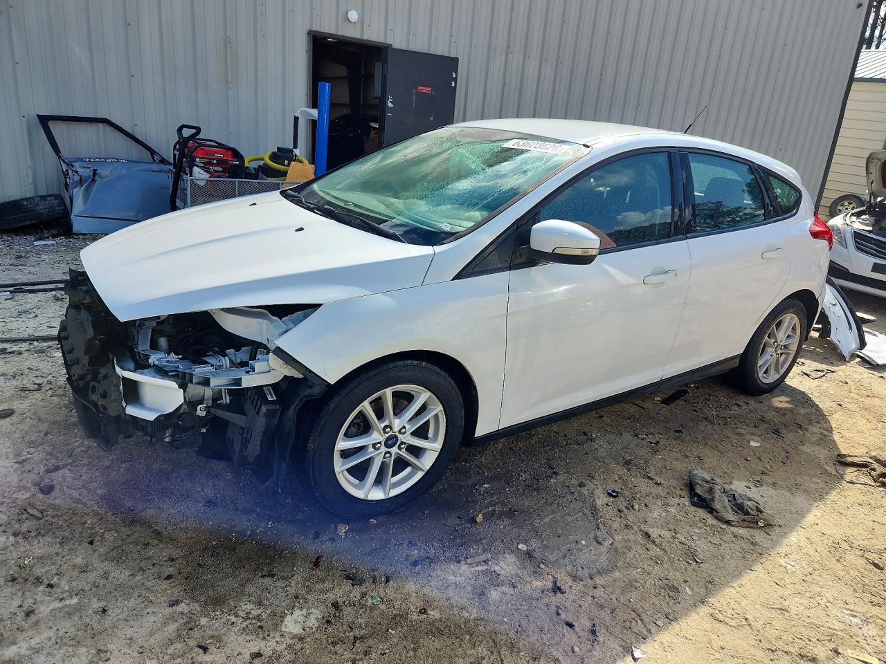 2017 FORD FOCU SE | 1FADP3K23HL263693 | UPCARS