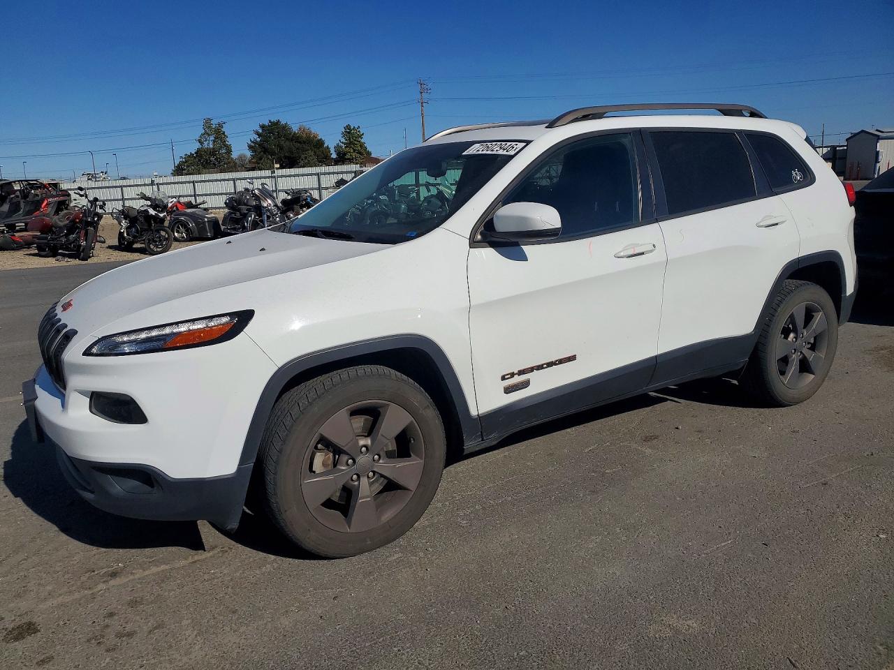 2016 JEEP CHEROKEE LATITUDE | 1C4PJMCBXGW244455 | UPCARS