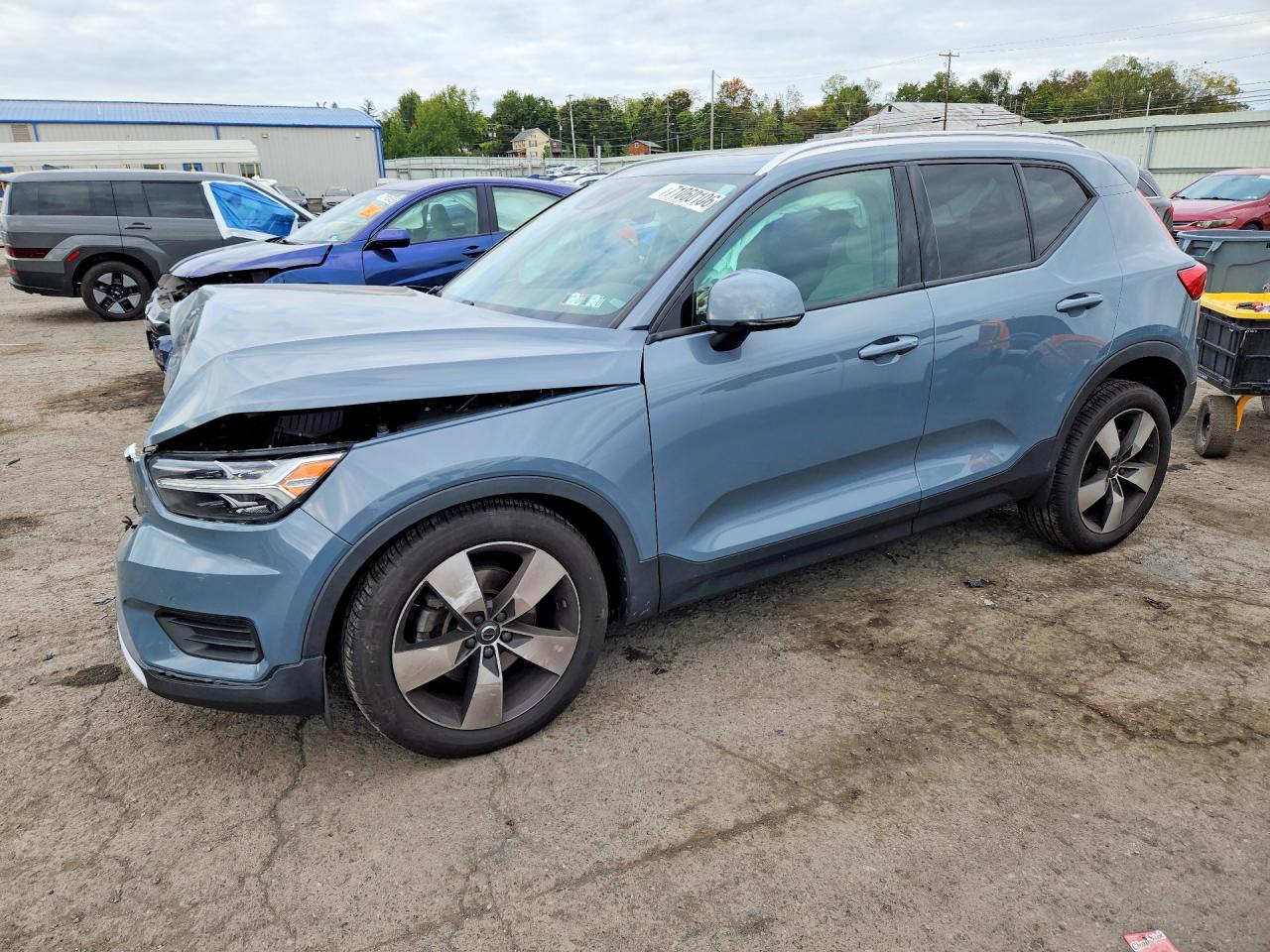 2020 VOLVO XC40 T5 MOMENTUM | YV4162UK8L2328685 | UPCARS