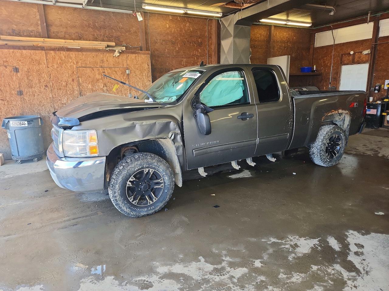 2013 CHEVROLET SILVERADO K1500 LT | 1GCRKSE79DZ389354 | UPCARS