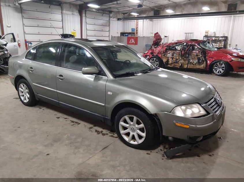 2004 VOLKSWAGEN PASSAT GLS | WVWPD63B94E115904 | UPCARS