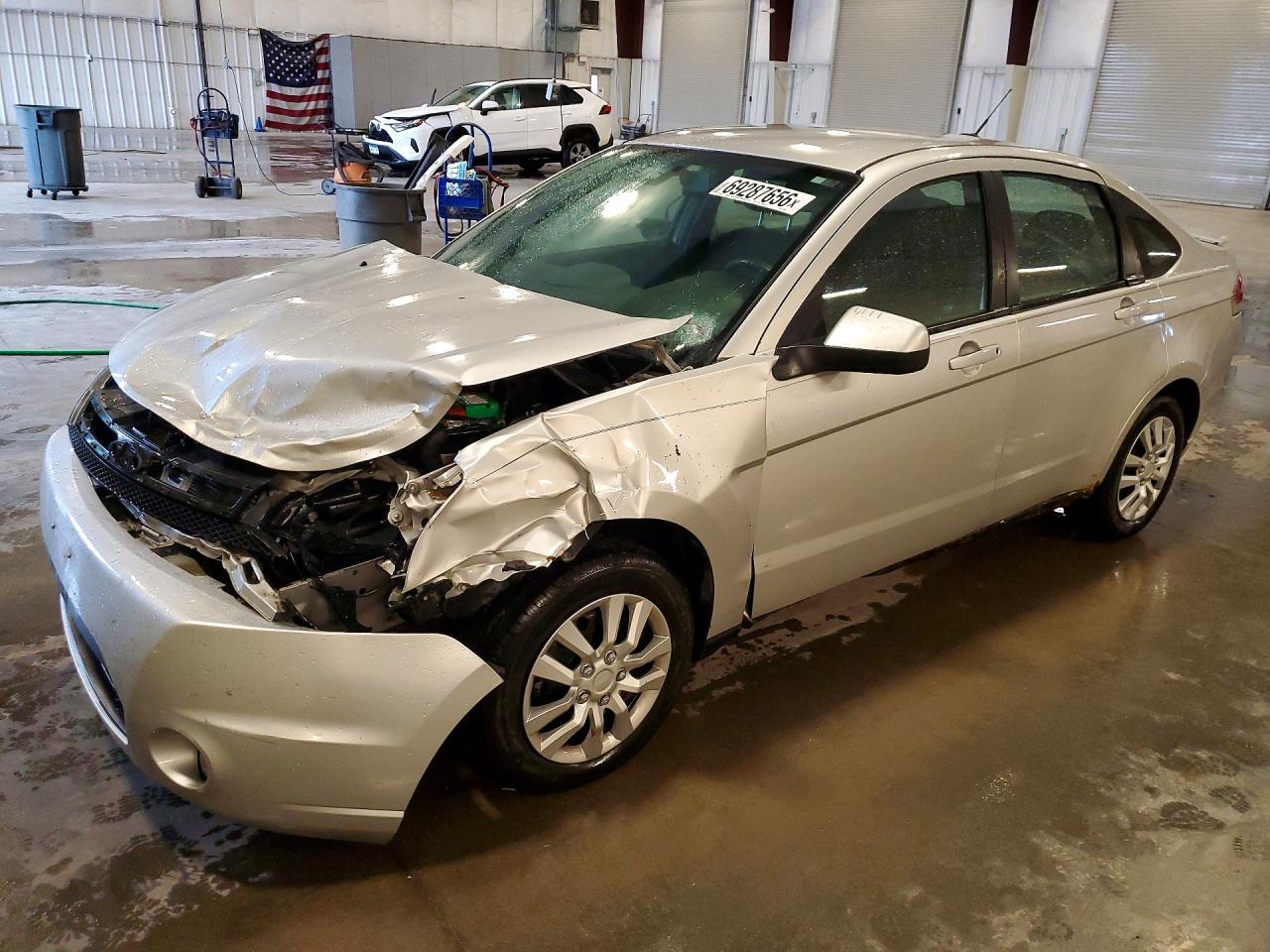 2010 FORD FOCU SES | 1FAHP3GN5AW273098 | UPCARS
