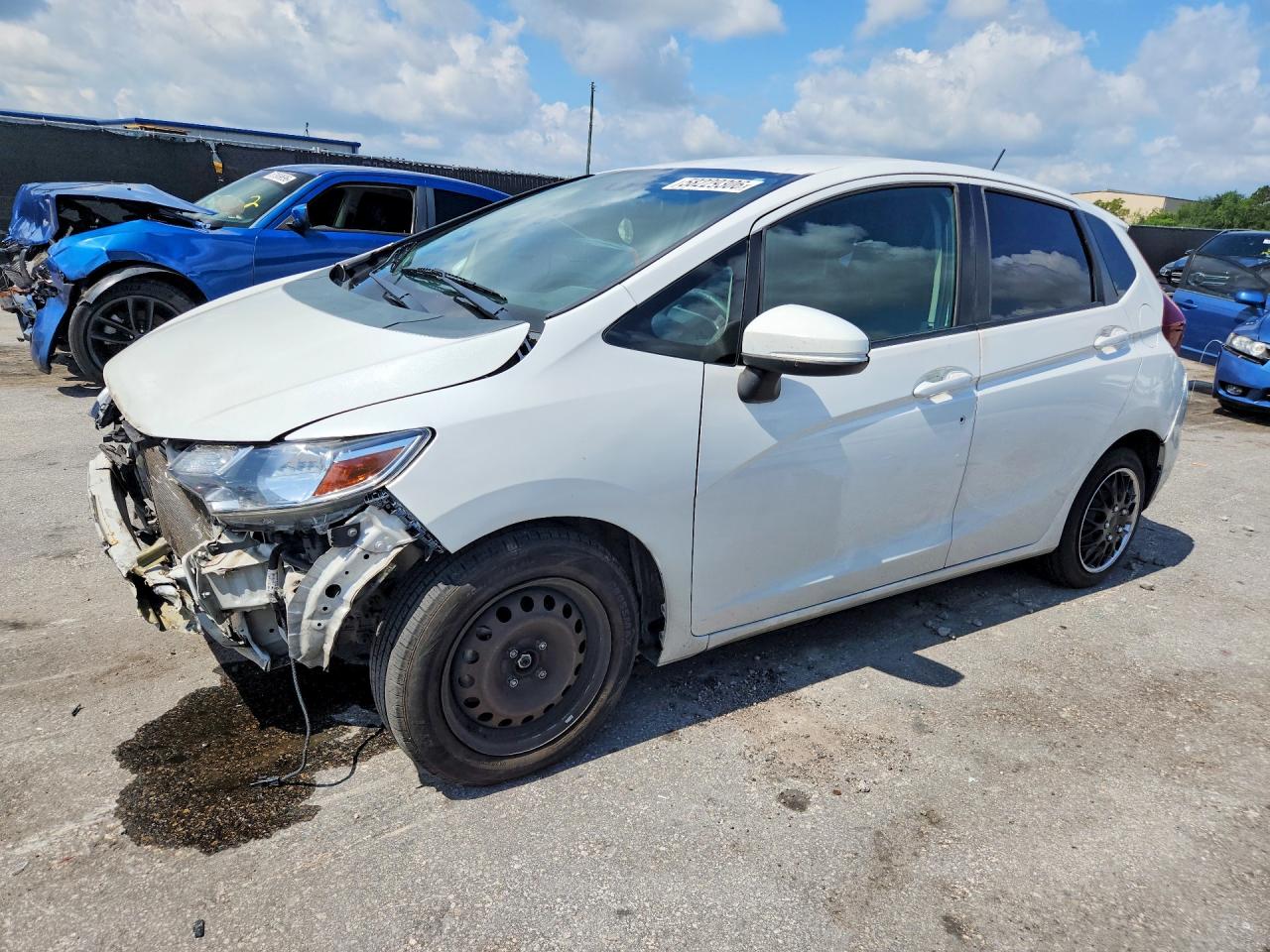 2019 HONDA FIT LX | 3HGGK5H42KM738235 | UPCARS