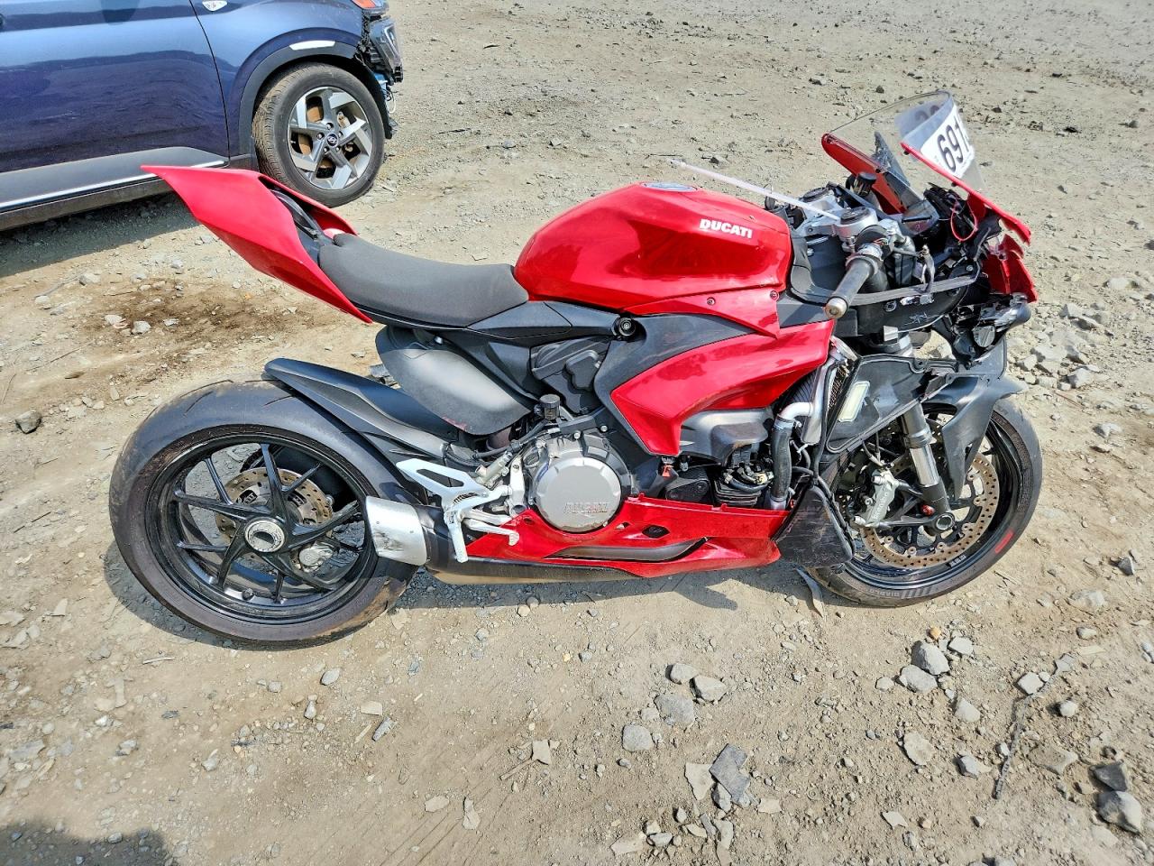 2024 DUCATI PANIGALE V2 | ZDMHAATWXRB014287 | UPCARS