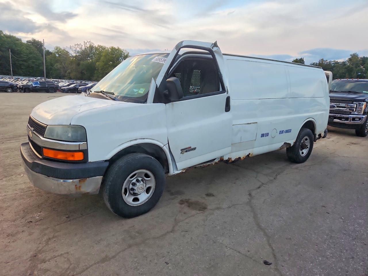 2006 CHEVROLET EXPRESS | 1GCHG392761159640 | UPCARS