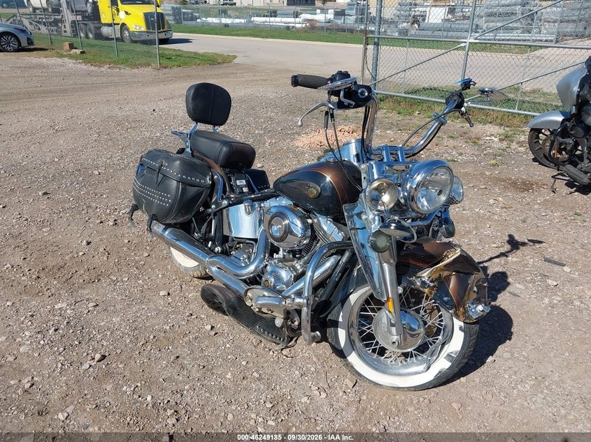 2013 HARLEY-DAVIDSON FLSTC HERITAGE SOFTAIL CLS/ANN | 1HD1BWV26DB037302 | UPCARS