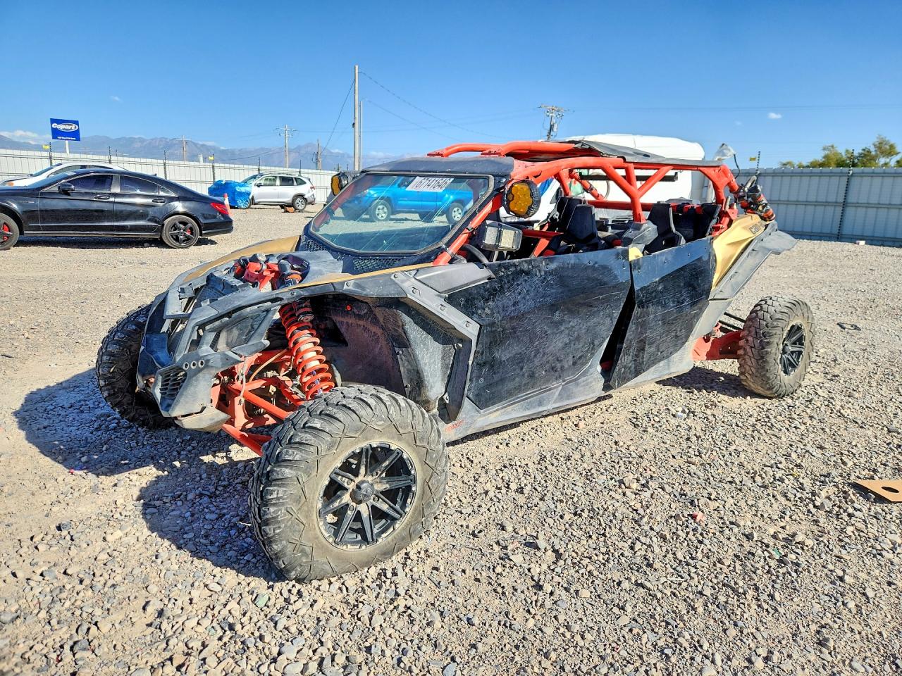2017 CAN-AM SIDEBYSIDE | 3JBVNAW21HK000652 | UPCARS
