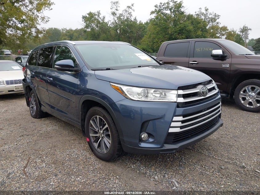 2017 TOYOTA HIGHLANDER XLE | 5TDJZRFH4HS366788 | UPCARS