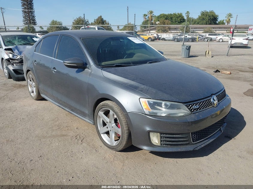 2014 VOLKSWAGEN JETTA GLI | 3VW4T7AJ1EM245190 | UPCARS