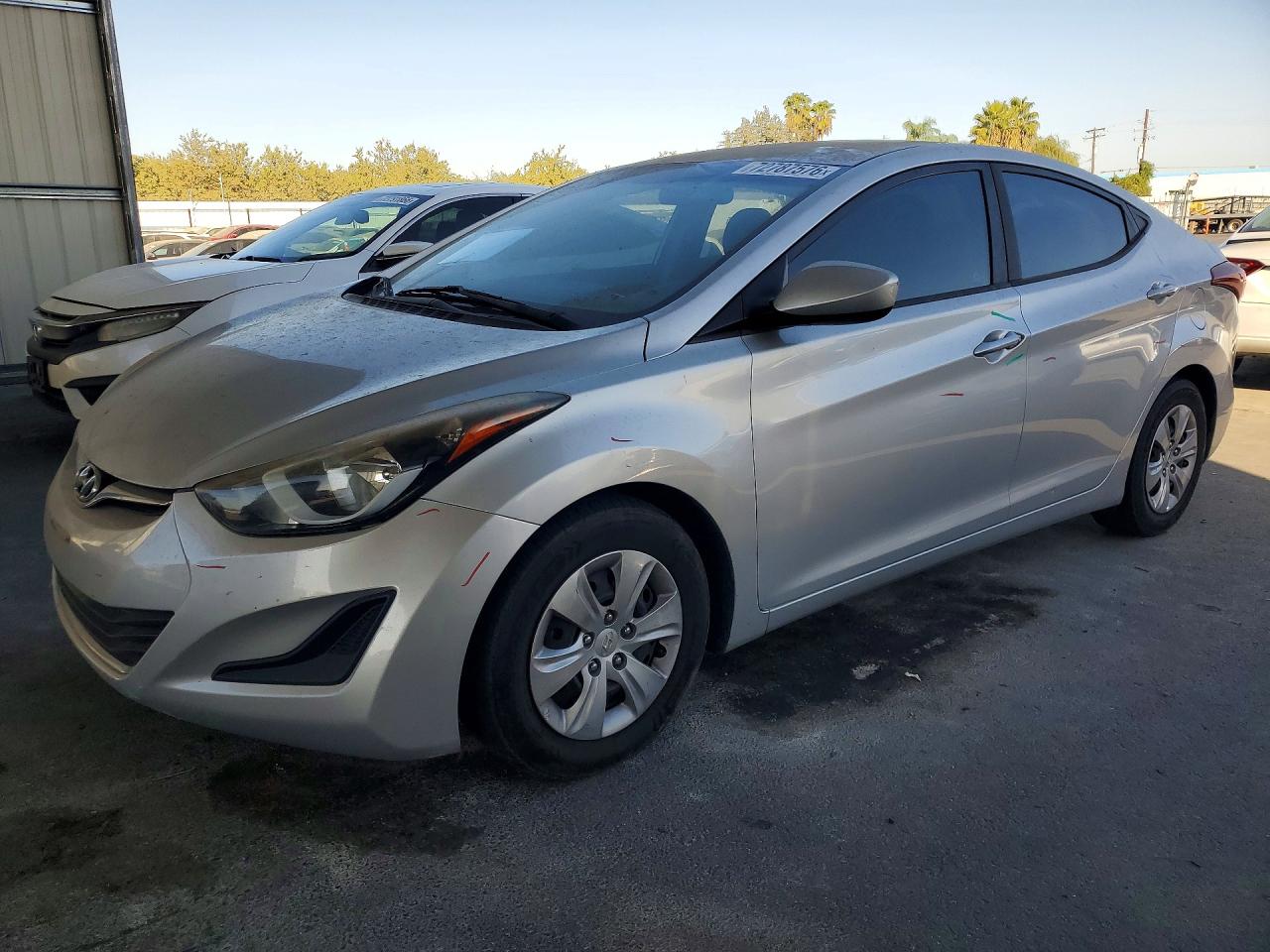 2016 HYUNDAI ELANTRA SE | 5NPDH4AE9GH696169 | UPCARS