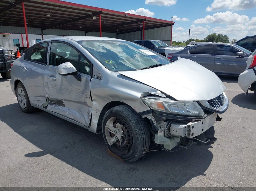 2013 HONDA CIVIC LX | 2HGFB2F57DH560538 | UPCARS