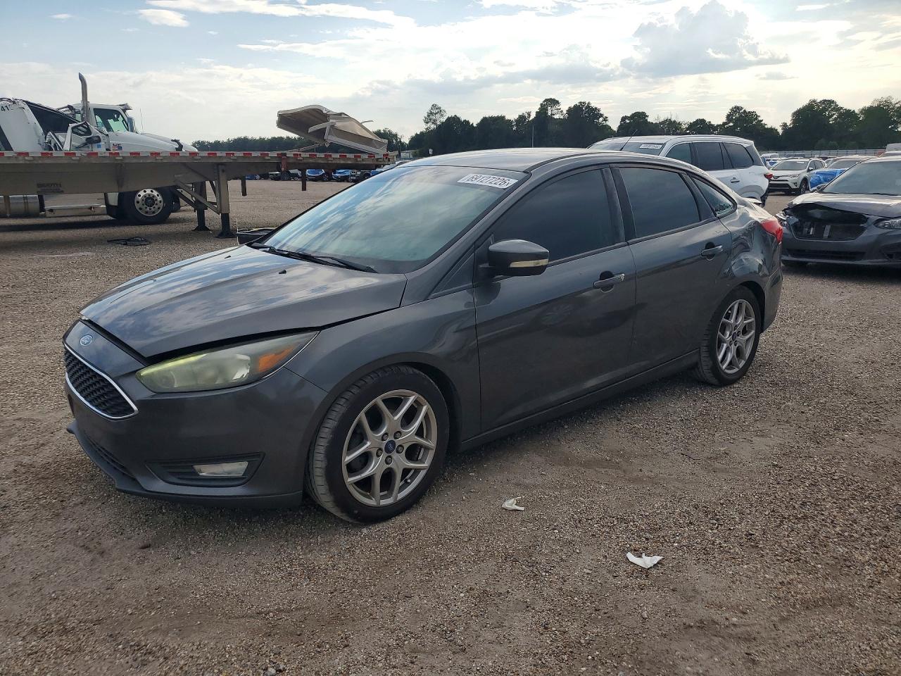 2015 FORD FOCU SE | 1FADP3F27FL286269 | UPCARS