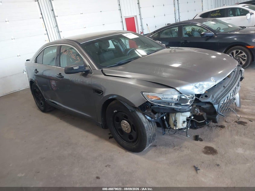 2013 FORD POLICE INTERCEPTOR | 1FAHP2M82DG162645 | UPCARS