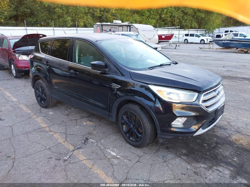 2017 FORD ESCAPE SE | 1FMCU9GD7HUB70368 | UPCARS