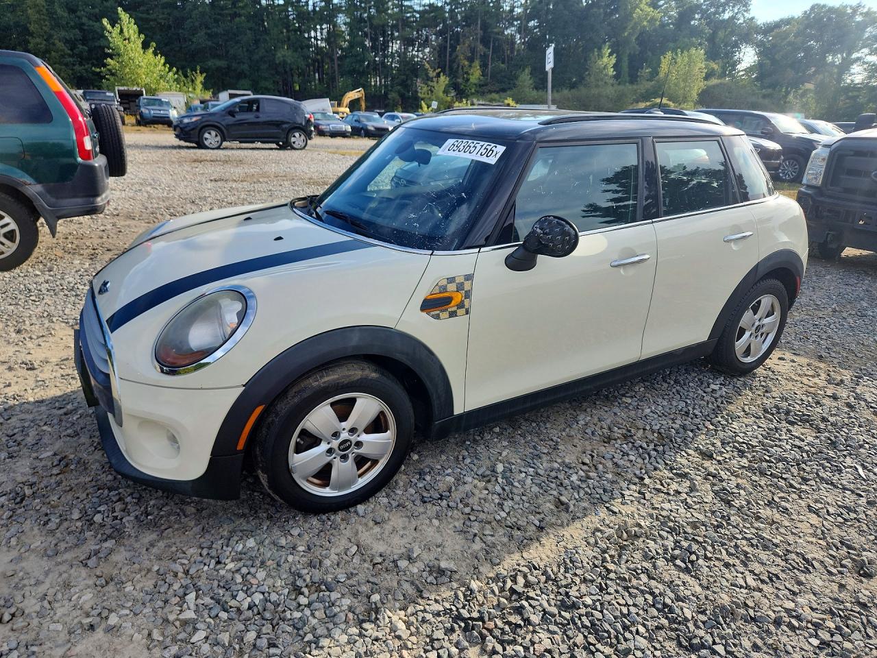 2015 MINI COOPER | WMWXS5C54FT831292 | UPCARS