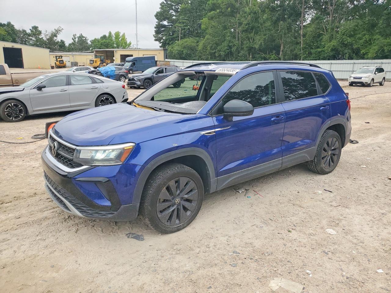 2022 VOLKSWAGEN ALL OTHER S | 3VVDX7B27NM011801 | UPCARS