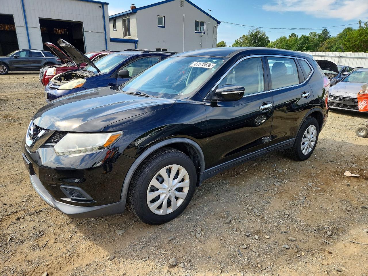 2015 NISSAN ROGUE S | KNMAT2MV2FP524893 | UPCARS