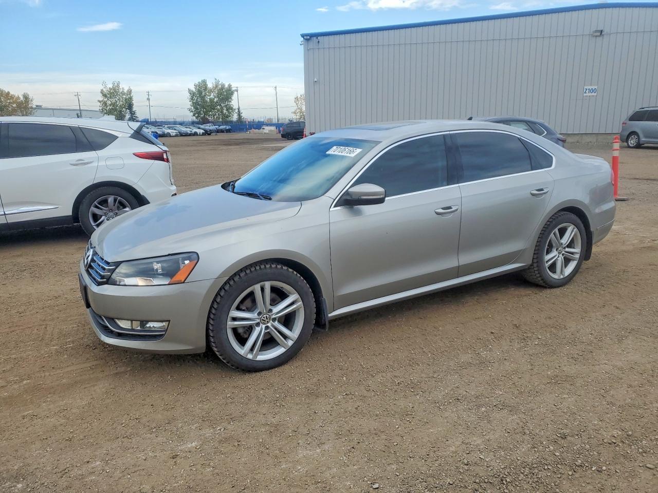 2013 VOLKSWAGEN PASSAT SEL | 1VWCN7A32DC134347 | UPCARS