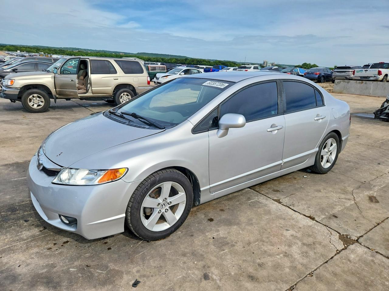 2011 HONDA CIVIC LX | 19XFA1F53BE046559 | UPCARS