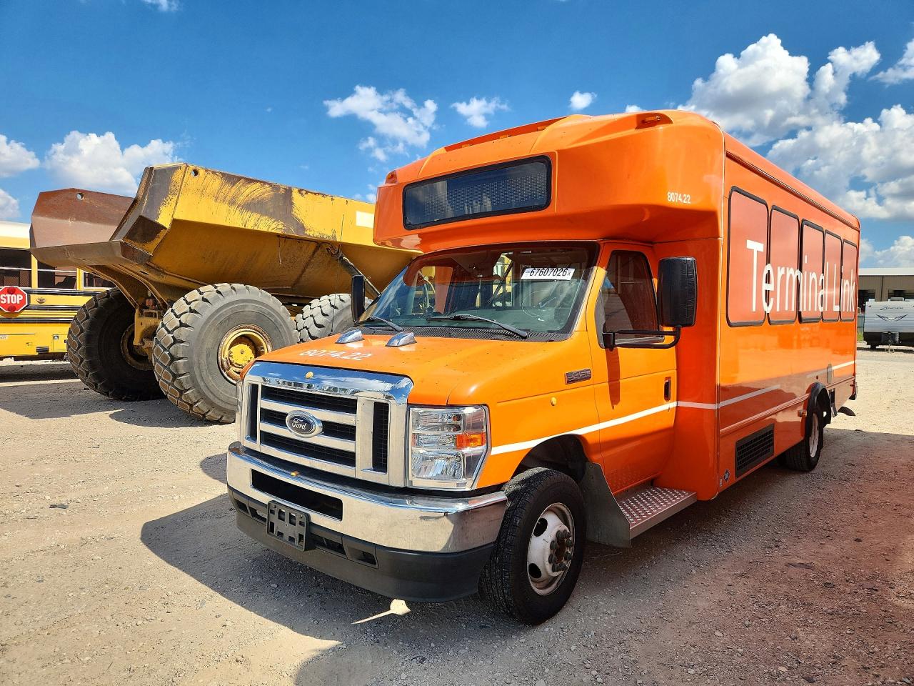 2022 FORD ECONOLIN E450 SUPER DUTY CUTAWAY VAN | 1FDXE4FN1NDC17644 | UPCARS