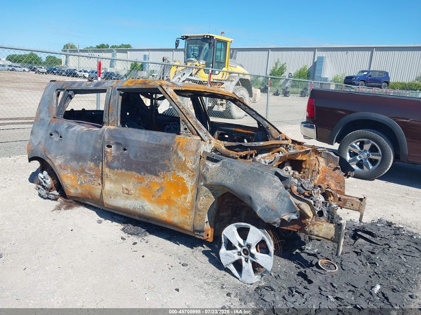 2018 KIA SOUL | KNDJN2A25J7592974 | UPCARS