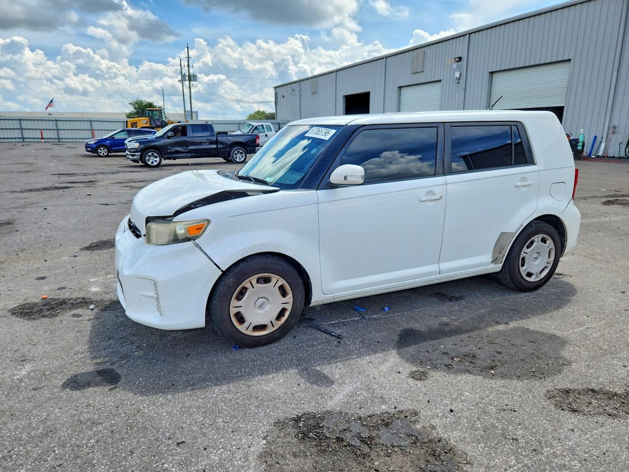 2014 SCION X BASE | JTLZE4FEXEJ050297 | UPCARS