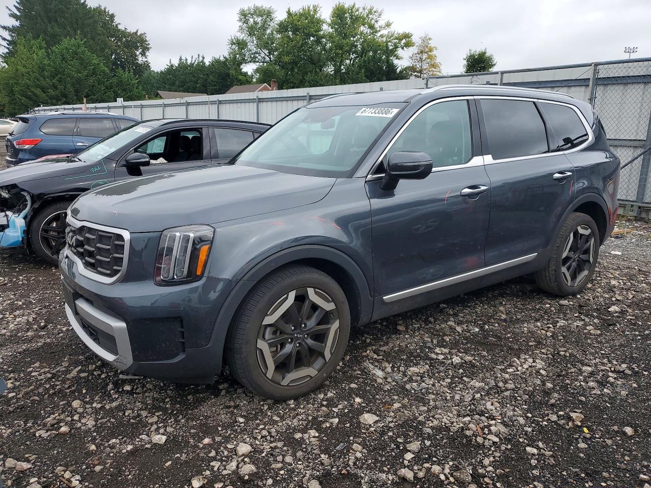 2023 KIA TELLURIDE S | 5XYP6DGC7PG388465 | UPCARS