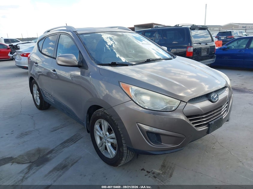 2011 HYUNDAI TUCSON GLS | KM8JU3ACXBU300817 | UPCARS