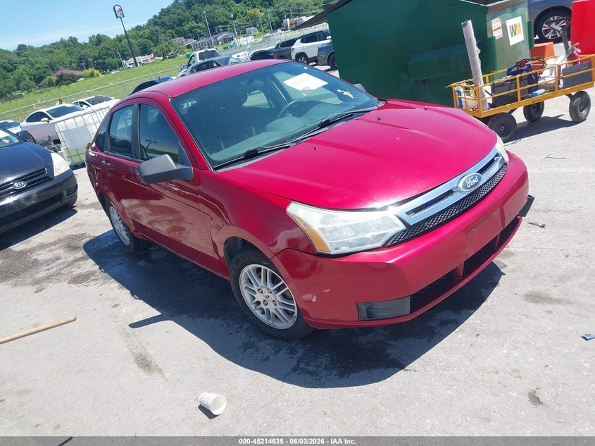2011 FORD FOCU SE | 1FAHP3FN9BW179731 | UPCARS
