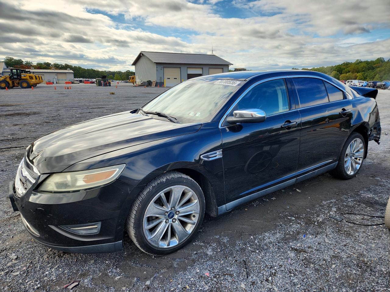 2011 FORD TAURUS LIMITED | 1FAHP2JW3BG156935 | UPCARS